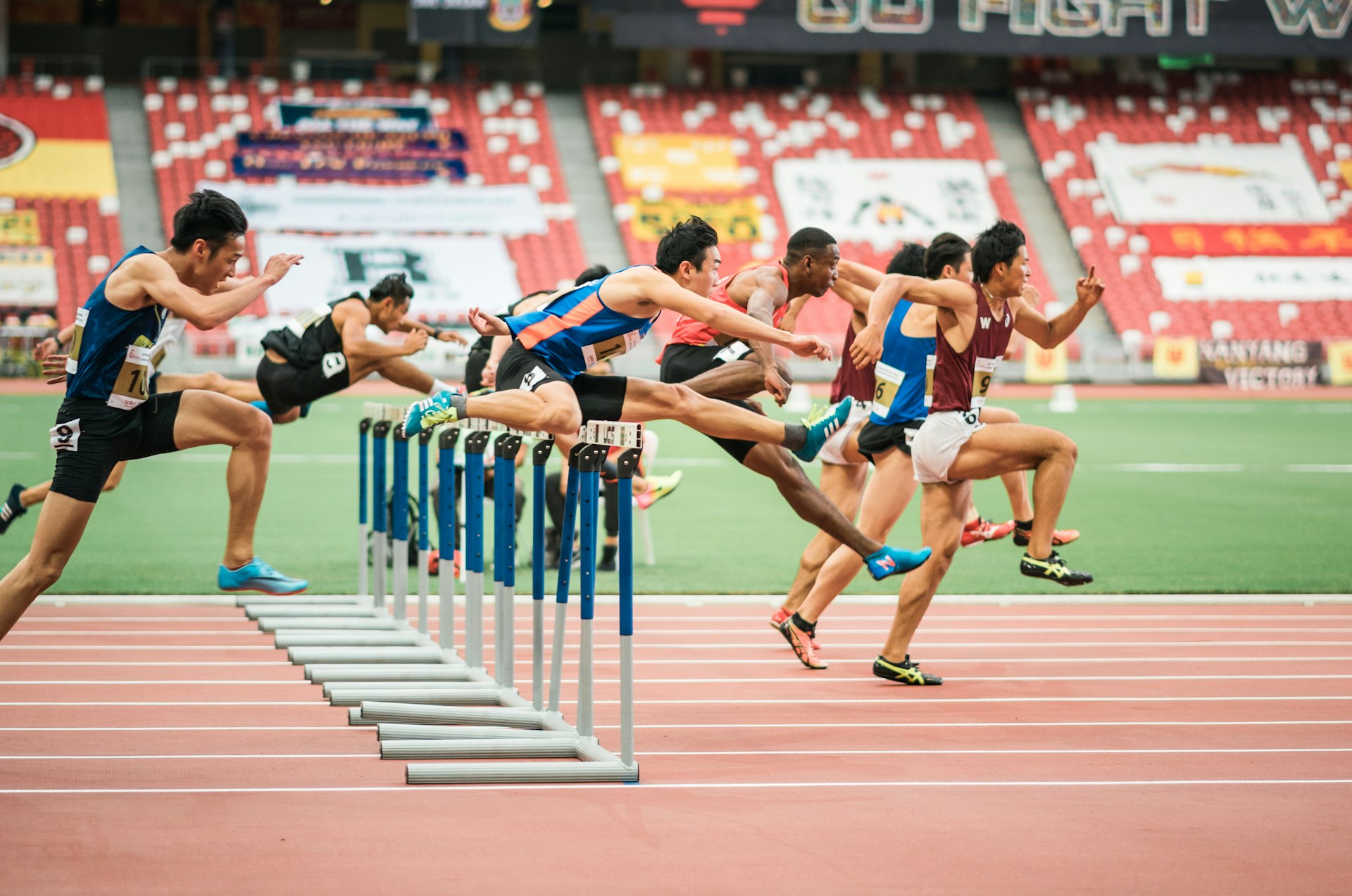 men running